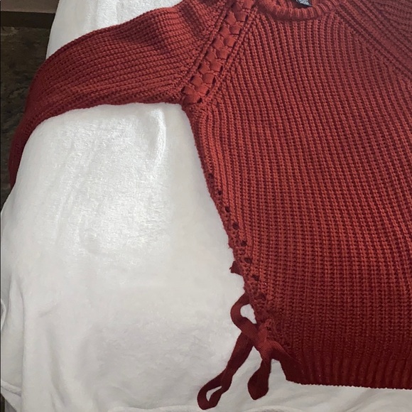 Sweater - Picture 3 of 4